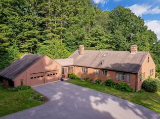 125 Martins Pond Rd, Groton, MA 01450