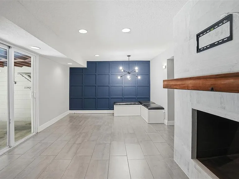727 N Himes Ave — Photo 39