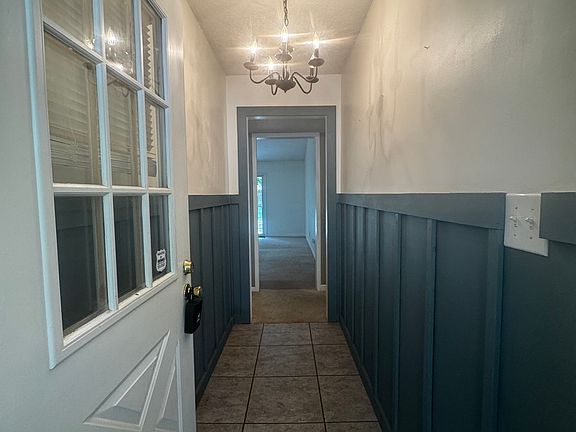 3rd image of 408 Angus Blvd