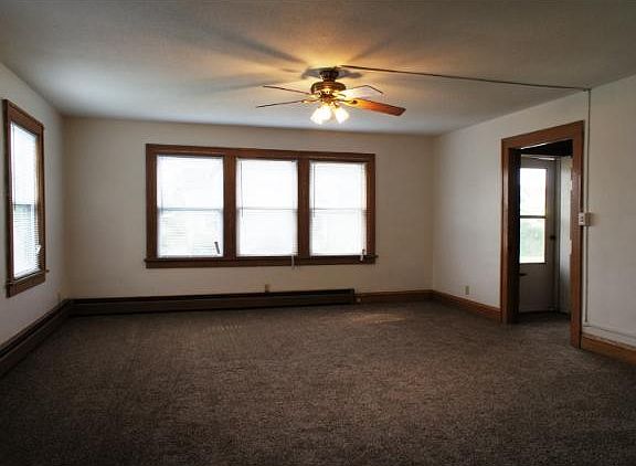 3rd image of 900 41st Ave N