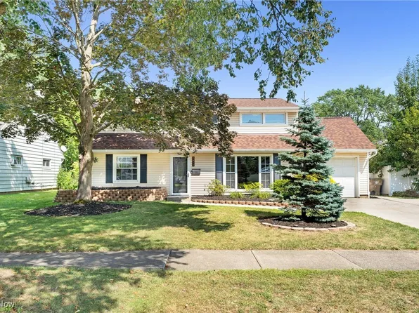 3412 Atterbury St, Cuyahoga Falls, OH 44221