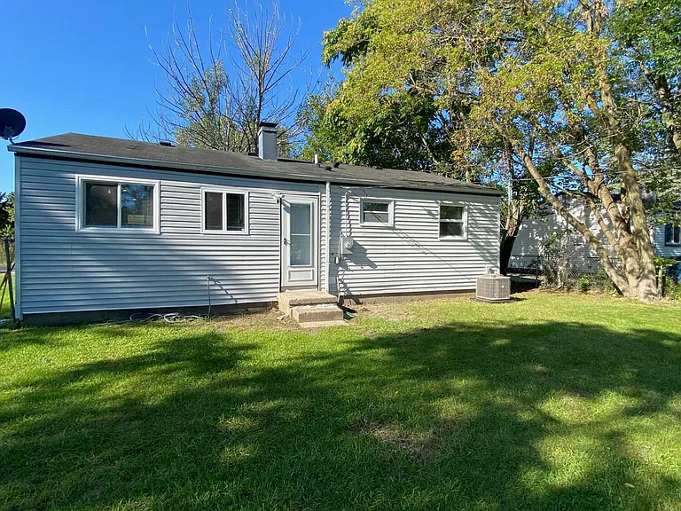 1654 Wiard Blvd — Photo 14