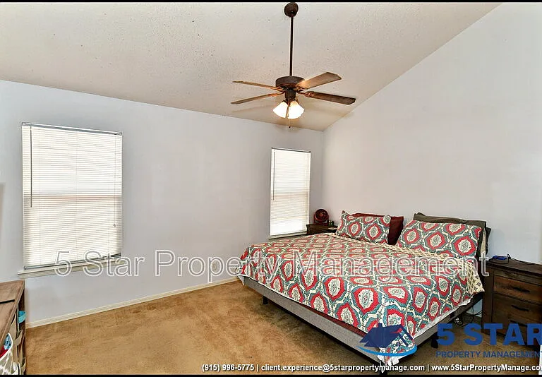 10937 Northview Dr — Photo 24
