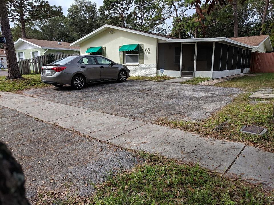 1st image of 902 Lake Palms Dr