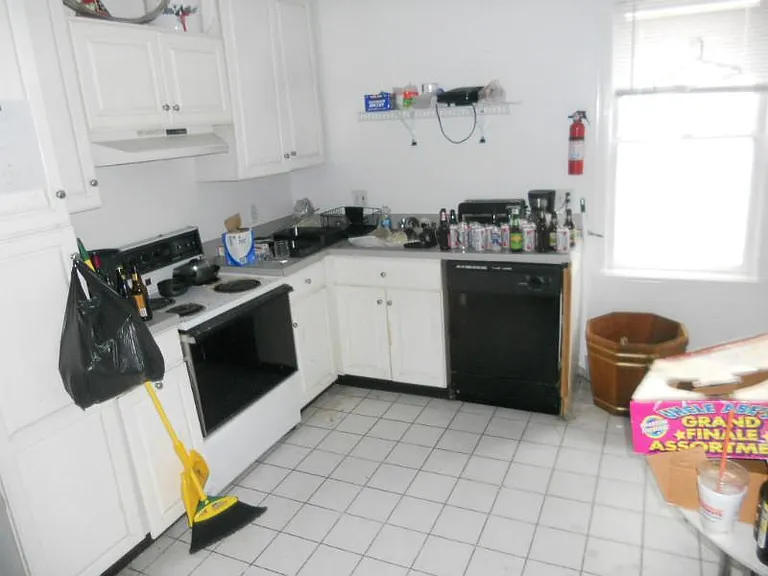 26 Haskell St #2 — Photo 12