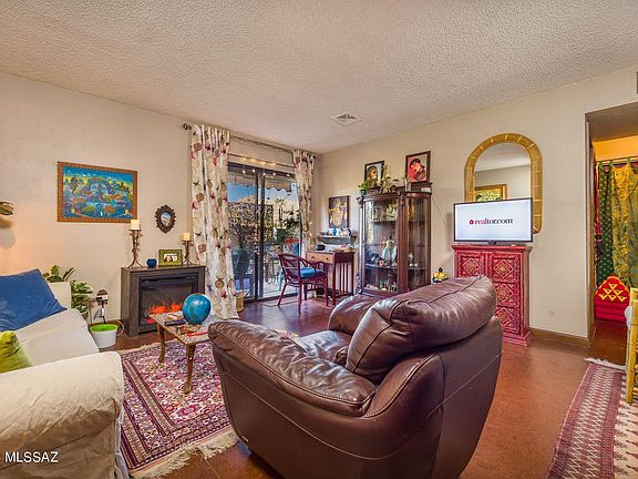 2nd image of 6341 N Barcelona Ct Unit 812