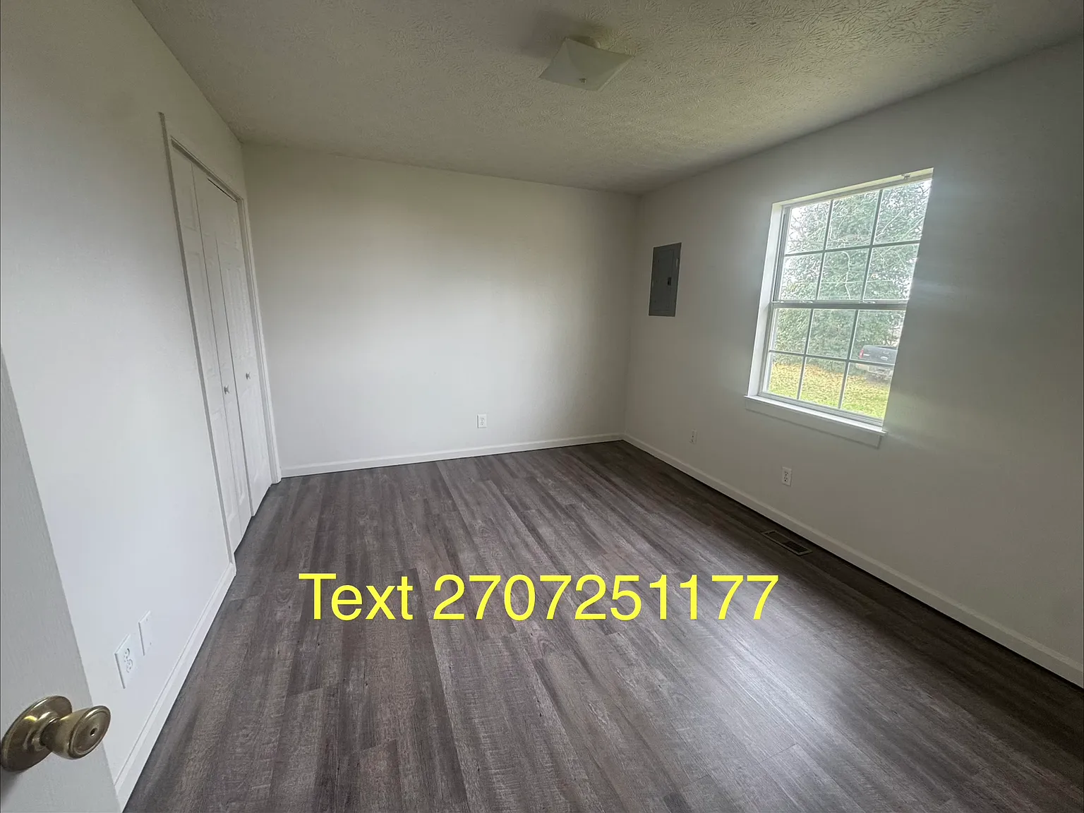 399 N Summer St — Photo 4