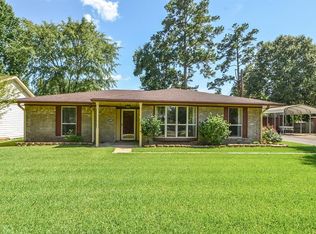1000 Franconia Dr, Montgomery, TX 77316