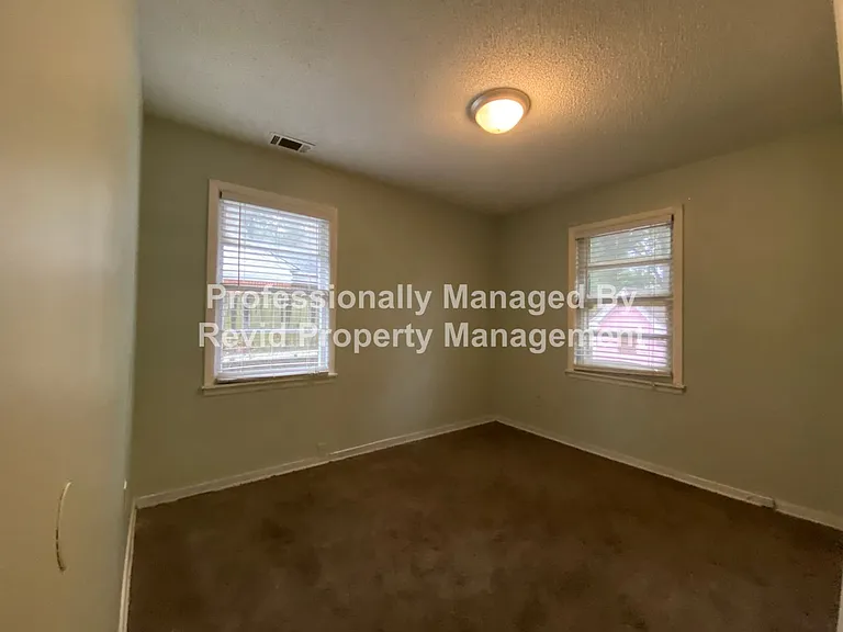 4121 Westover Ave — Photo 13