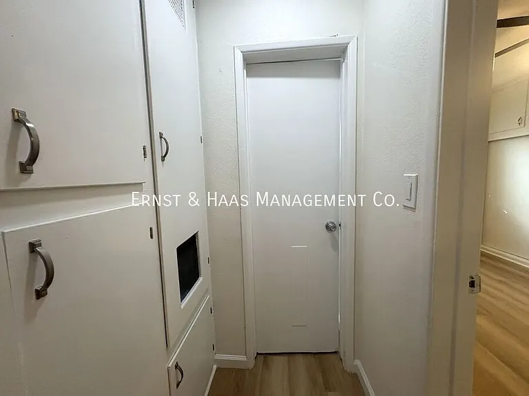 1615 Rose Ave #9 — Photo 12