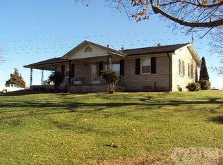 1594 Gamaliel Rd, Red Boiling Springs, TN 37150