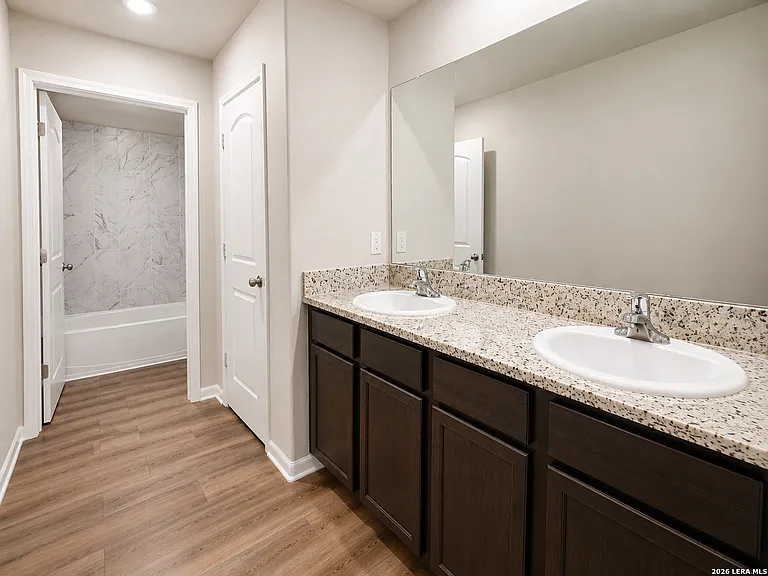 9206 Foxing Blf — Photo 6