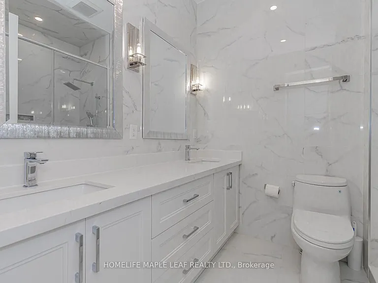 56 Saint Nicholas St — Photo 12