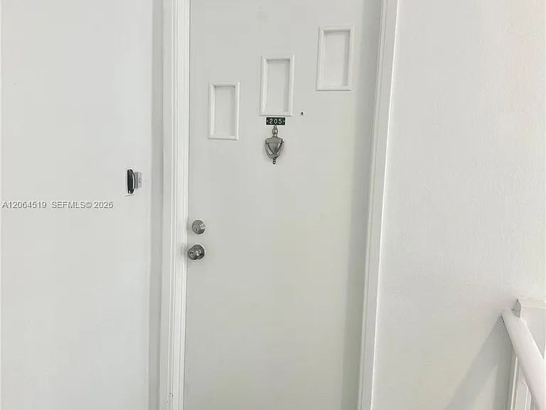 10178 Collins Ave #205 — Photo 3