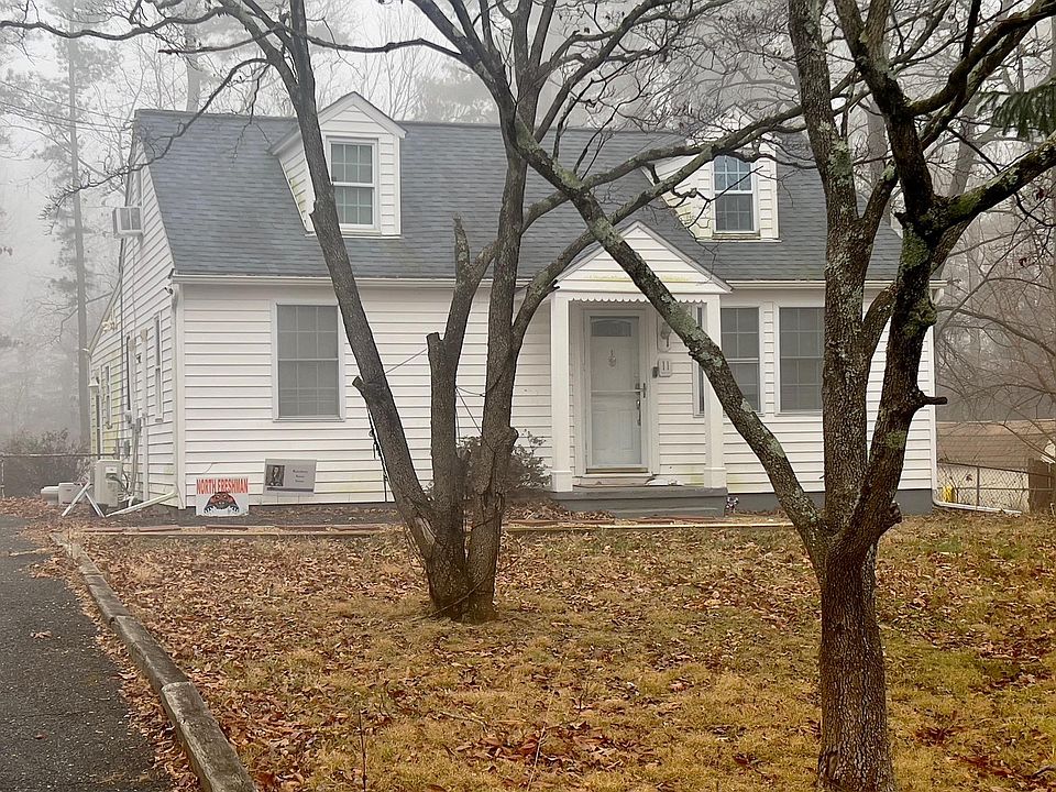 1st image of 11 Aquia Ave