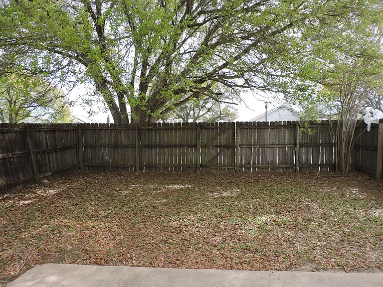 3296 Two Sisters Way — Photo 22