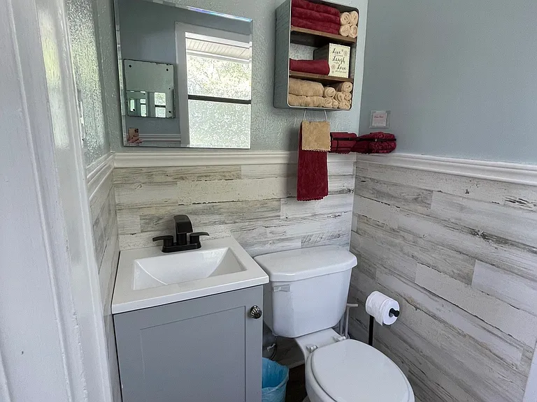 115 E Hill St #1 — Photo 12