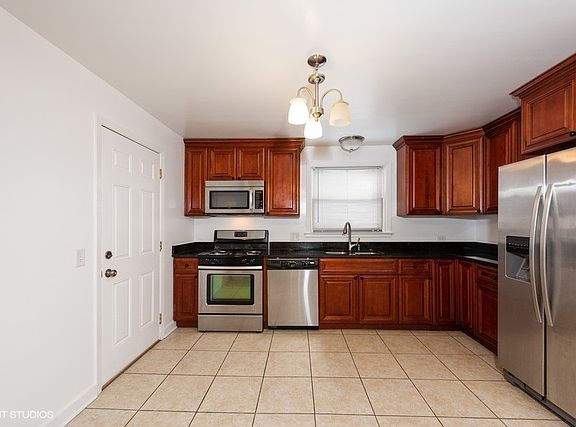 3rd image of 6707 N Keating Ave