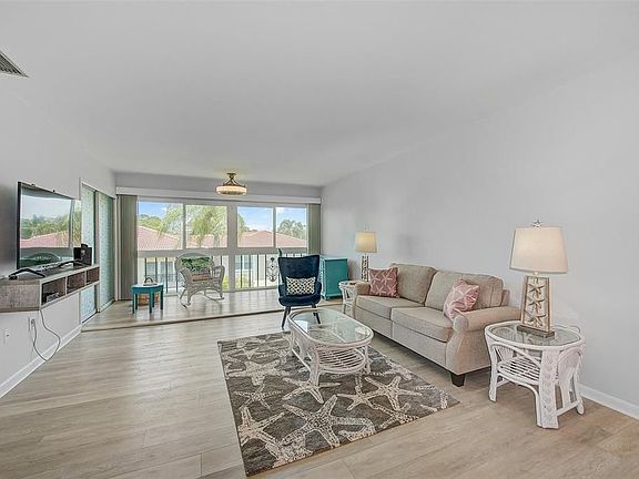 10215 Regal Dr APT 45, Largo, FL 33774 | Zillow