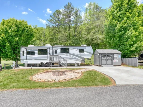 132 Heavenly Dr, Blairsville, GA 30512