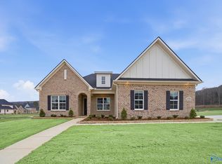 8106 Goose Ridge Dr, Owens Cross Roads, AL 35763