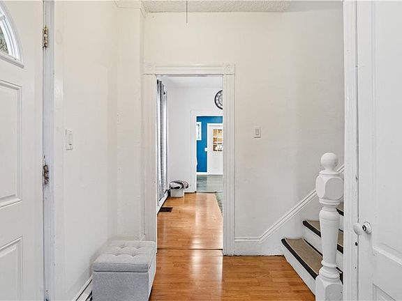 3rd image of 57 Algonquin St