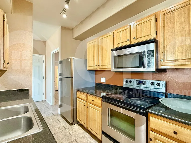 2929 W Yorkshire Dr #1041 — Photo 3