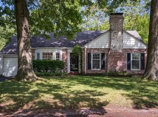 10 Cambridge Ct, Saint Louis, MO