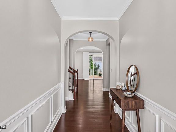 4th image of 1548 Tice Hurst Ln