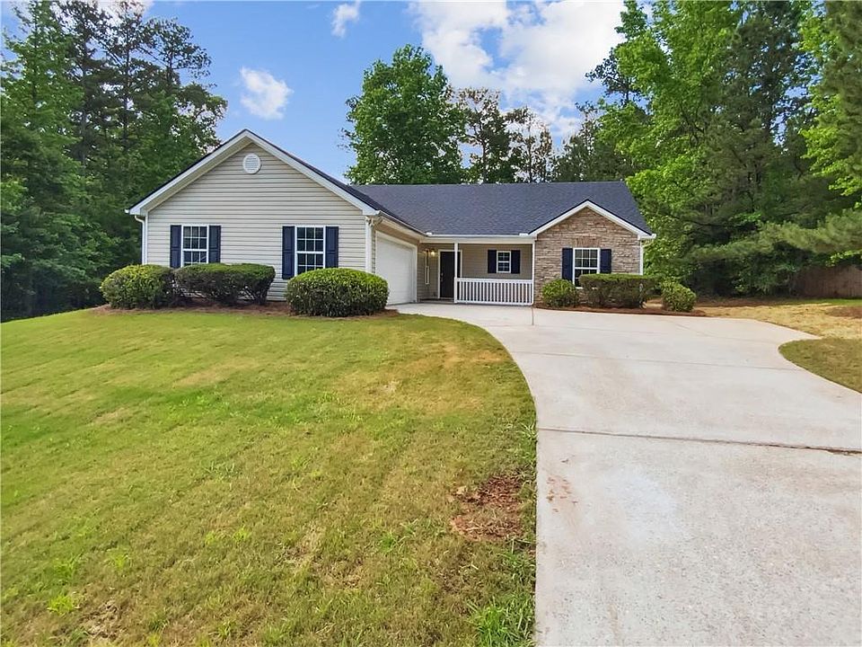1st image of 145 Shadowbrook Trce