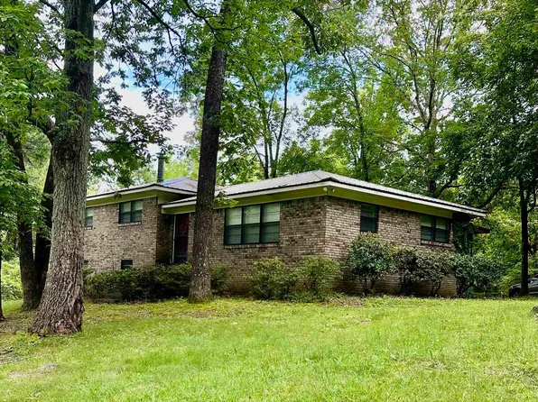 2636 Skyline Dr, Warrior, AL 35180