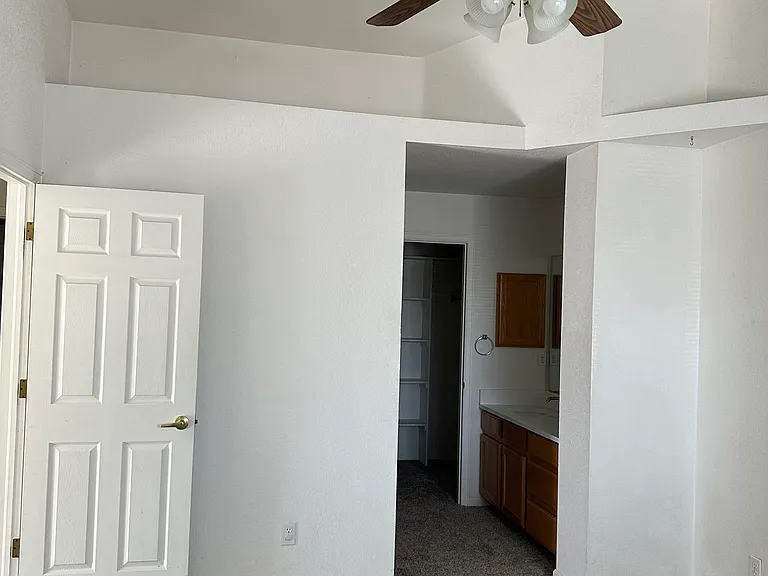 2120 Timber Creek Dr #K — Photo 12