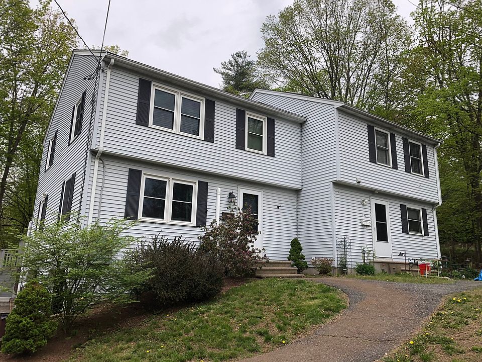 1st image of 140 Concord St Unit 1