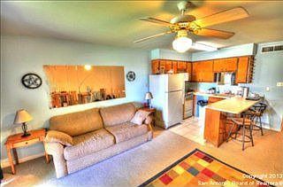 5th image of 1581 Parkview Dr APT E4