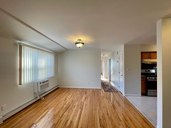 4th image of 3540 204th St Floor 2