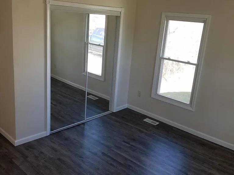 2856 Main St — Photo 3