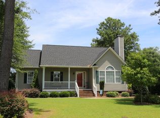 2401 Summerfield Dr, Tarboro, NC 27886