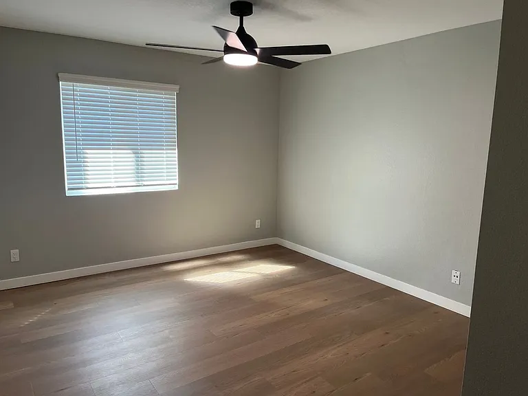 Corona Pointe Resort — Photo 210