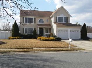 405 Rustic Dr, Egg Harbor Township, NJ 08234