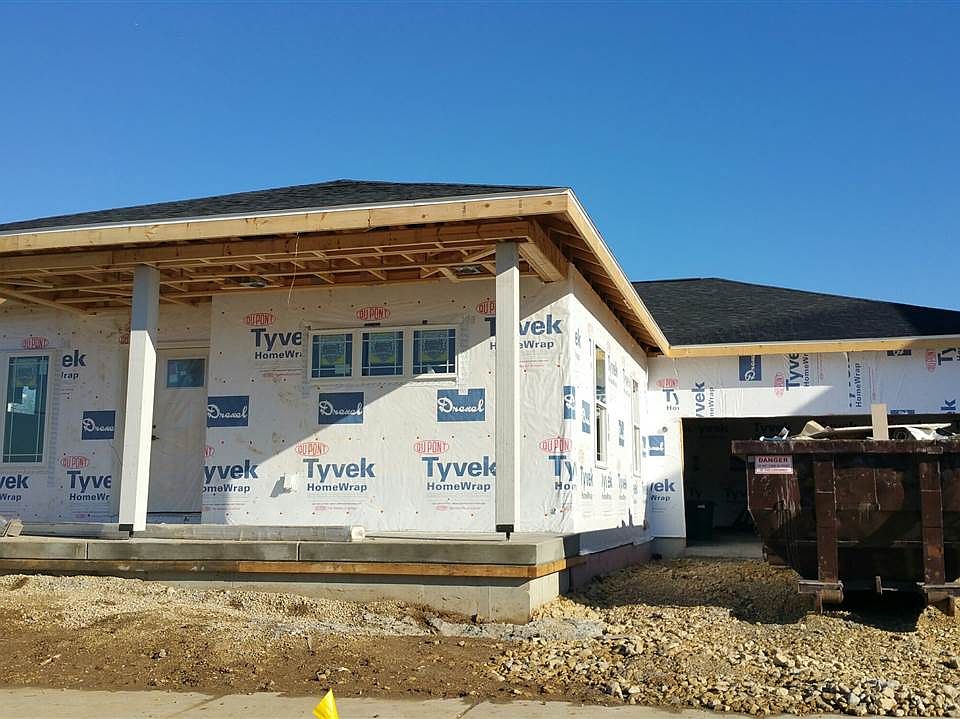 1st image of 2836 No Oaks