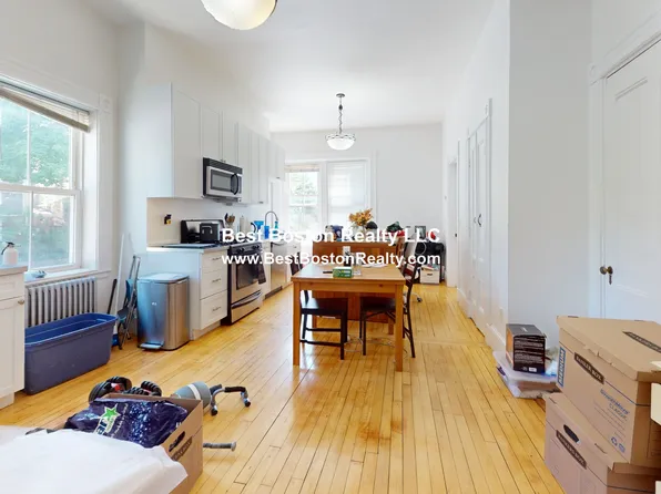41 Laurel St Unit 1, Somerville, MA 02143