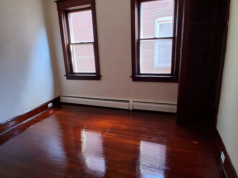 119 Virginia Ave — Photo 16