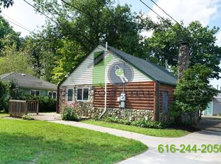 1048 Adams St, Stanton, MI 48888