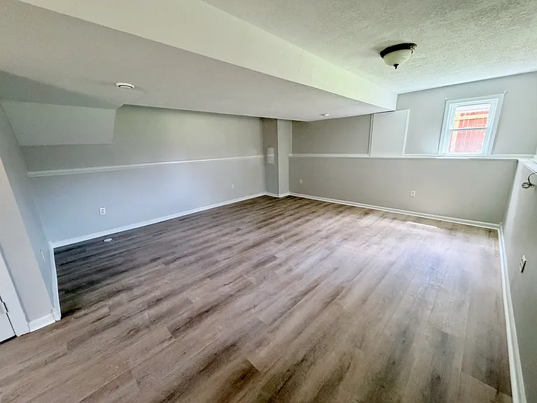 15636 Foster St — Photo 12