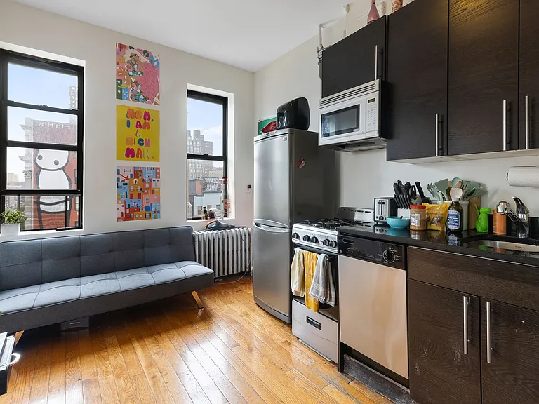 61 Delancey St #11 — Photo 1
