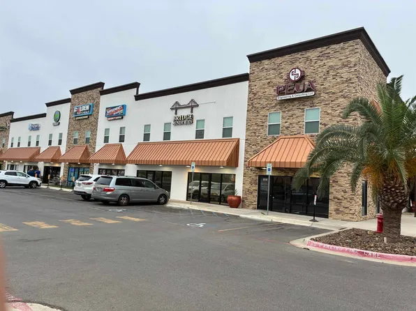 8218 Casa Verde Rd #1, Laredo, TX 78041