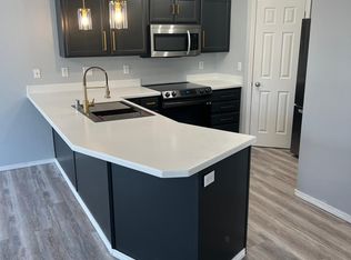 6475 Whispering Loop #A, Anchorage, AK 99504