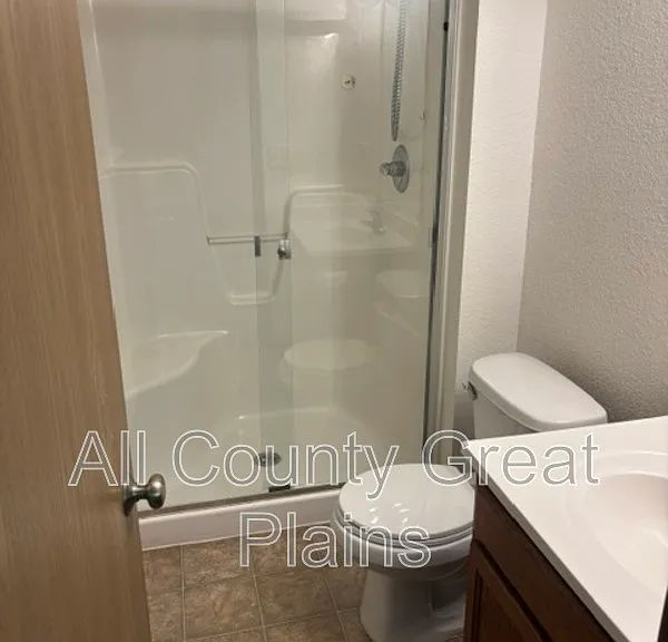 1104 Fall Meadow Ln — Photo 8