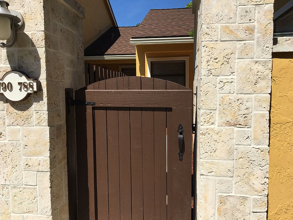 1st image of 788 Sandpiper Ln