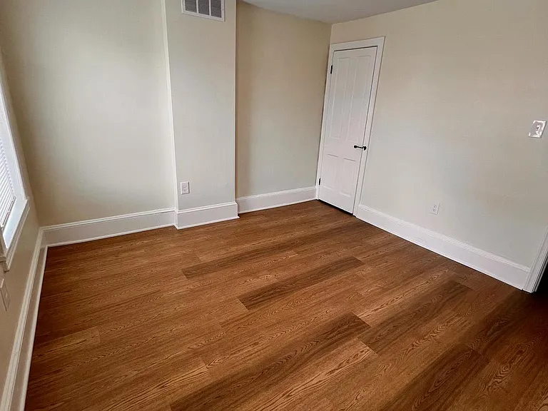 1704 Tulip St — Photo 15